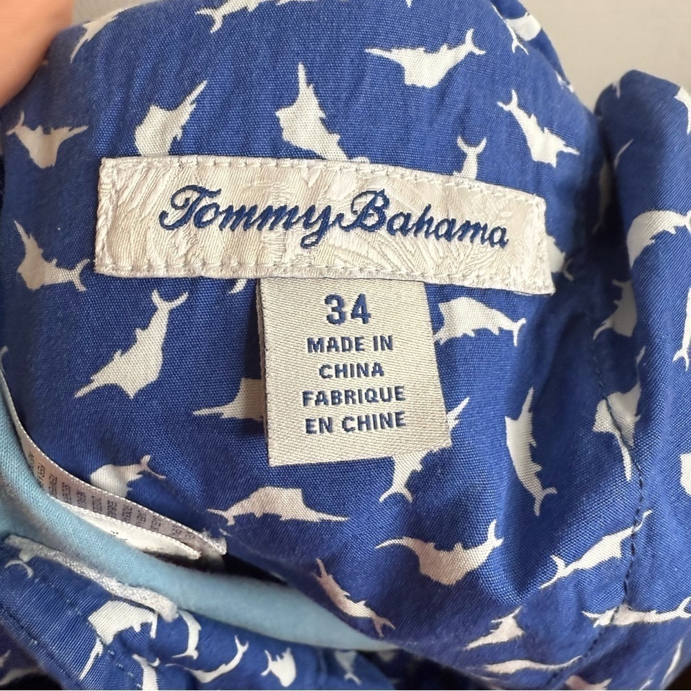 Tommy Bahama Men’s Light Blue Cargo Shorts Size 34 Waist GUC - Picture 6 of 7